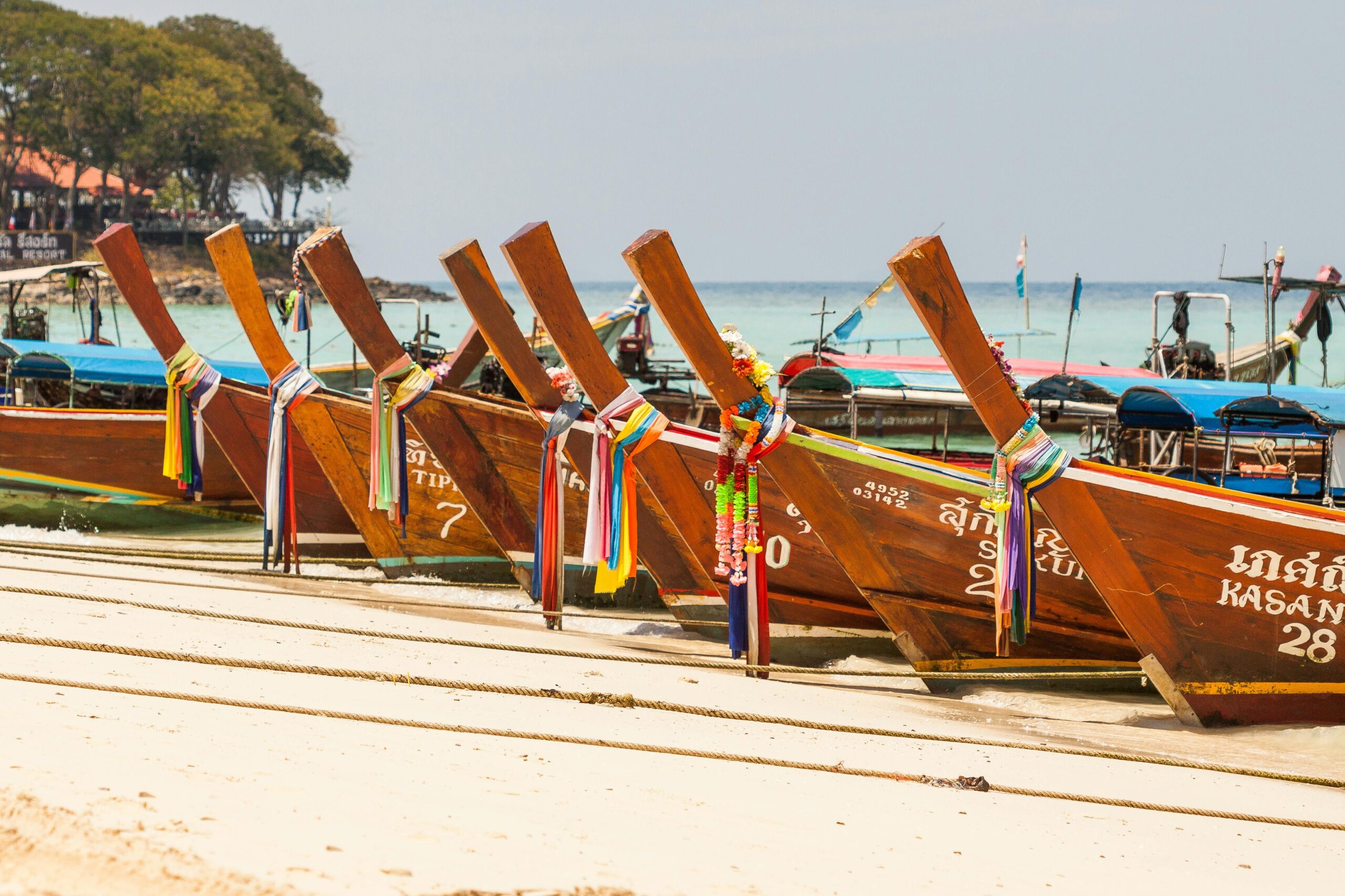 Bangkok vs. Phuket: Which Destination is Better for You?