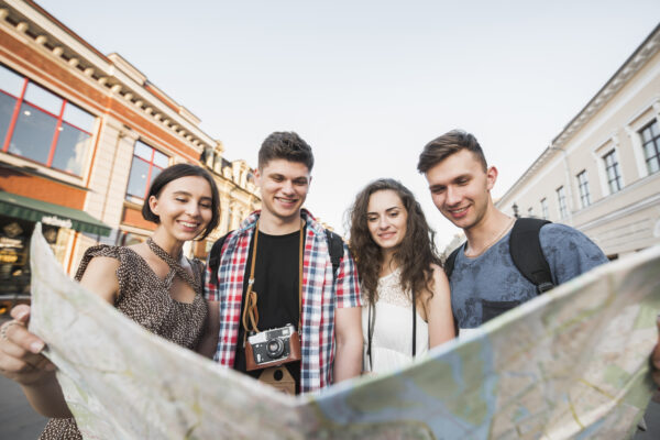 How to Avoid Tourist Scams While Traveling